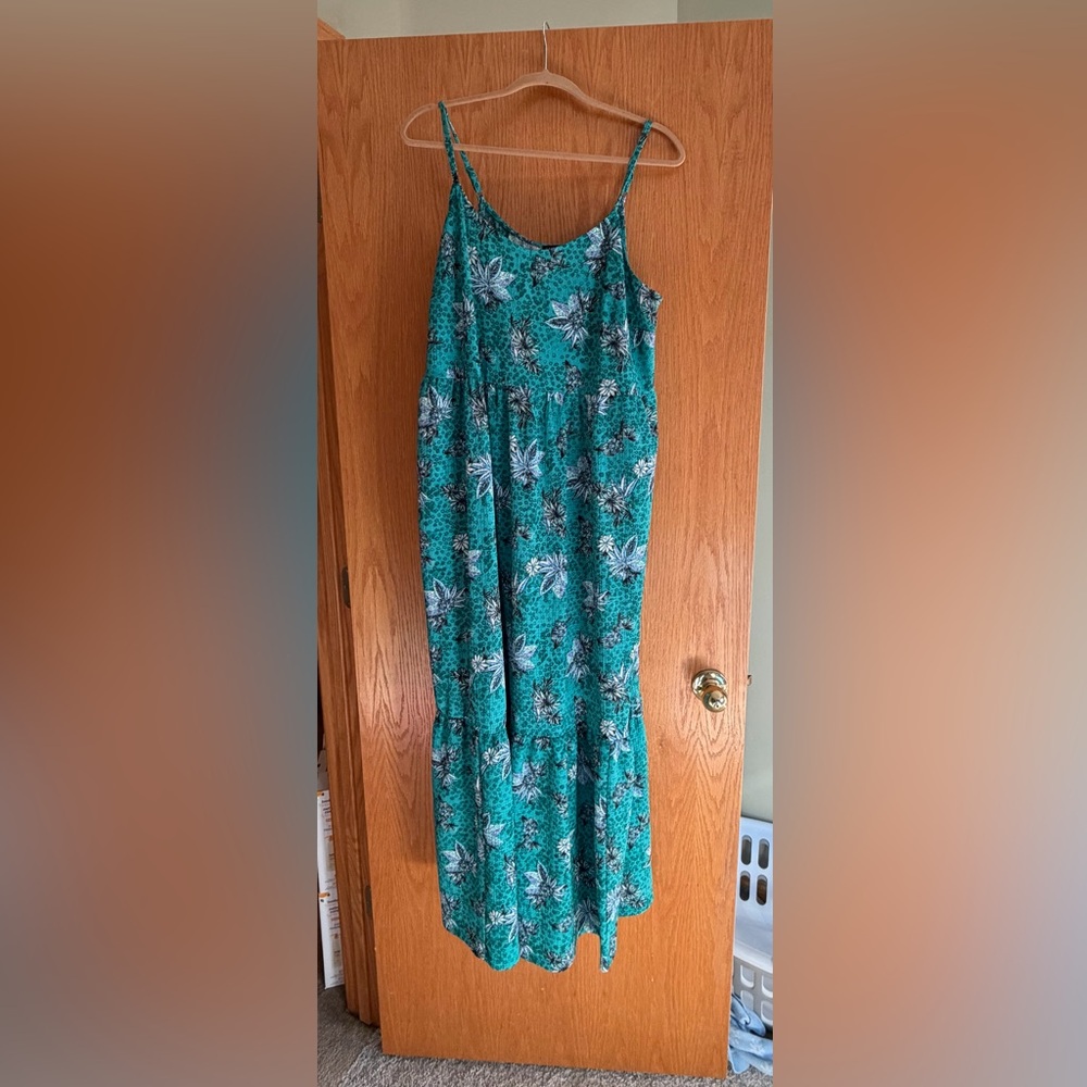 Elegant Floral Maxi Dress